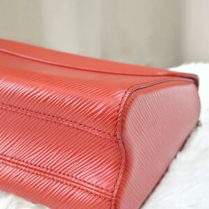 LV Twist