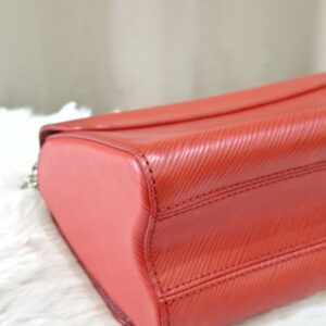 LV Twist