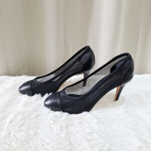 Chanel Pumps