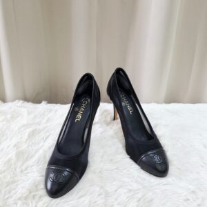 Chanel Pumps