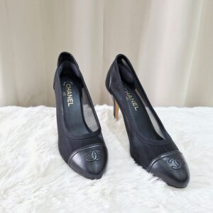 Chanel Pumps