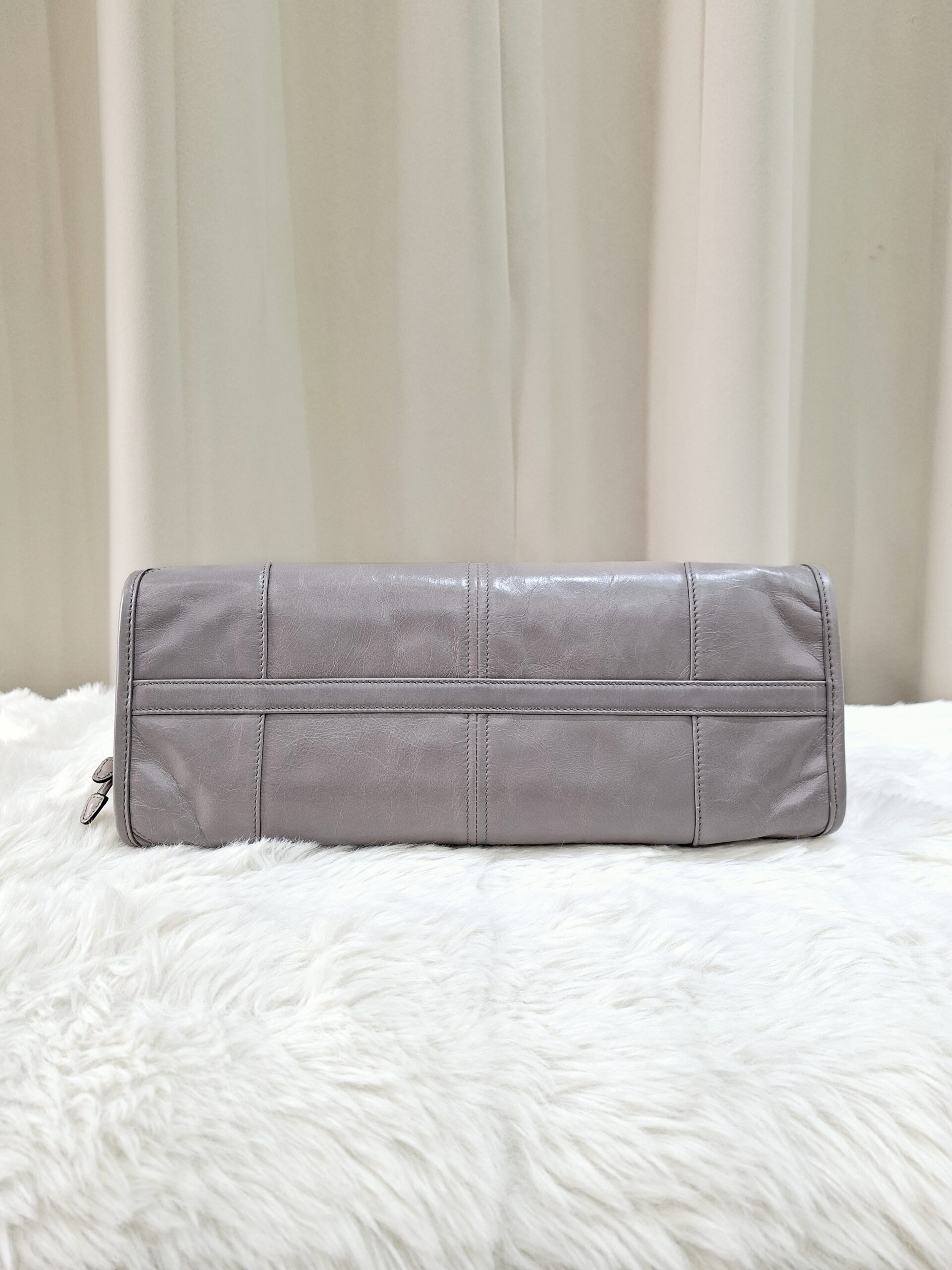Prada Bonnie Grey Leather Shoulder Bag 31/E Prada Bonnie Grey Leather Shoulder Bag 31/E