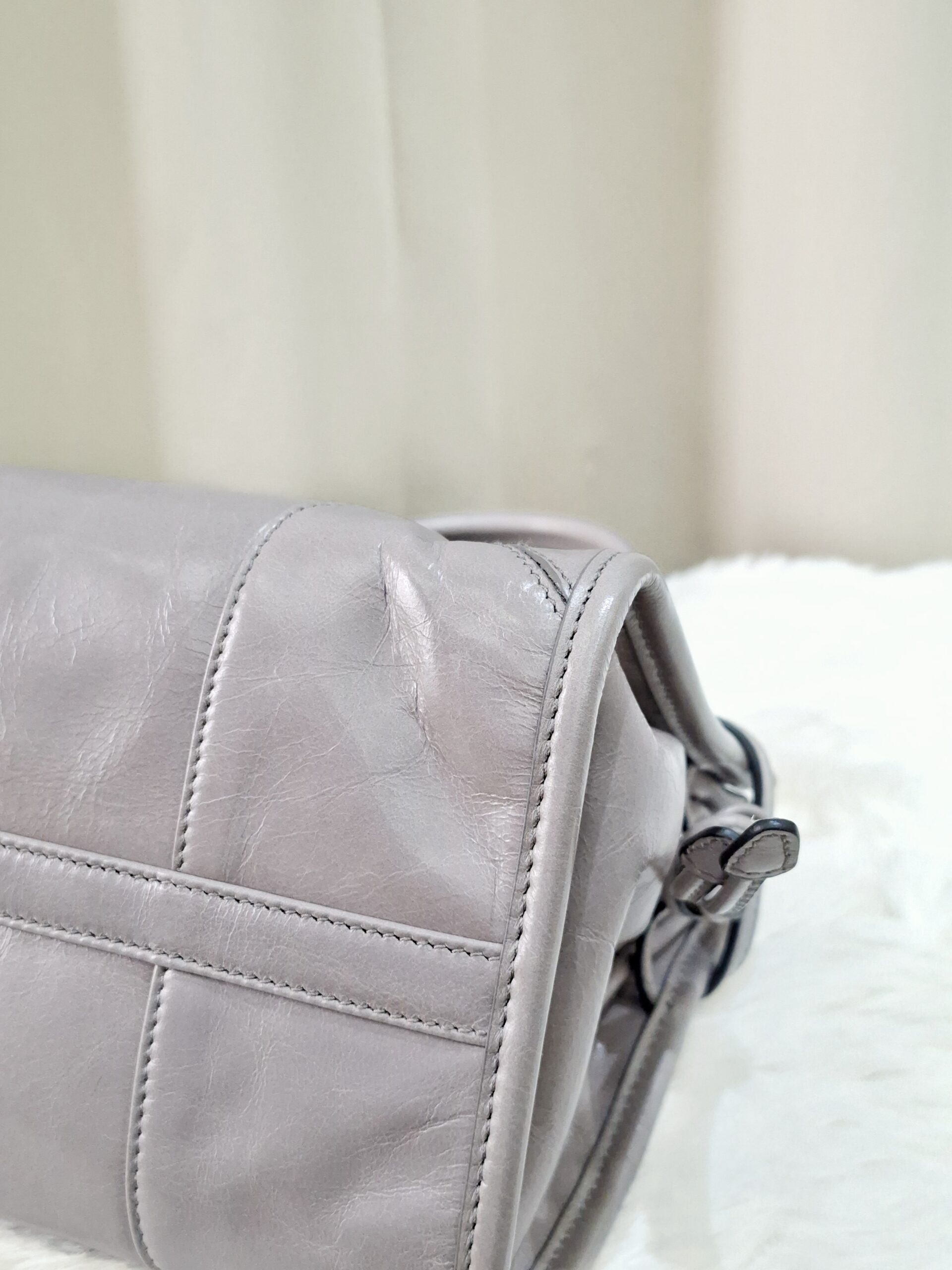 Prada Bonnie Grey Leather Shoulder Bag 31/E Prada Bonnie Grey Leather Shoulder Bag 31/E