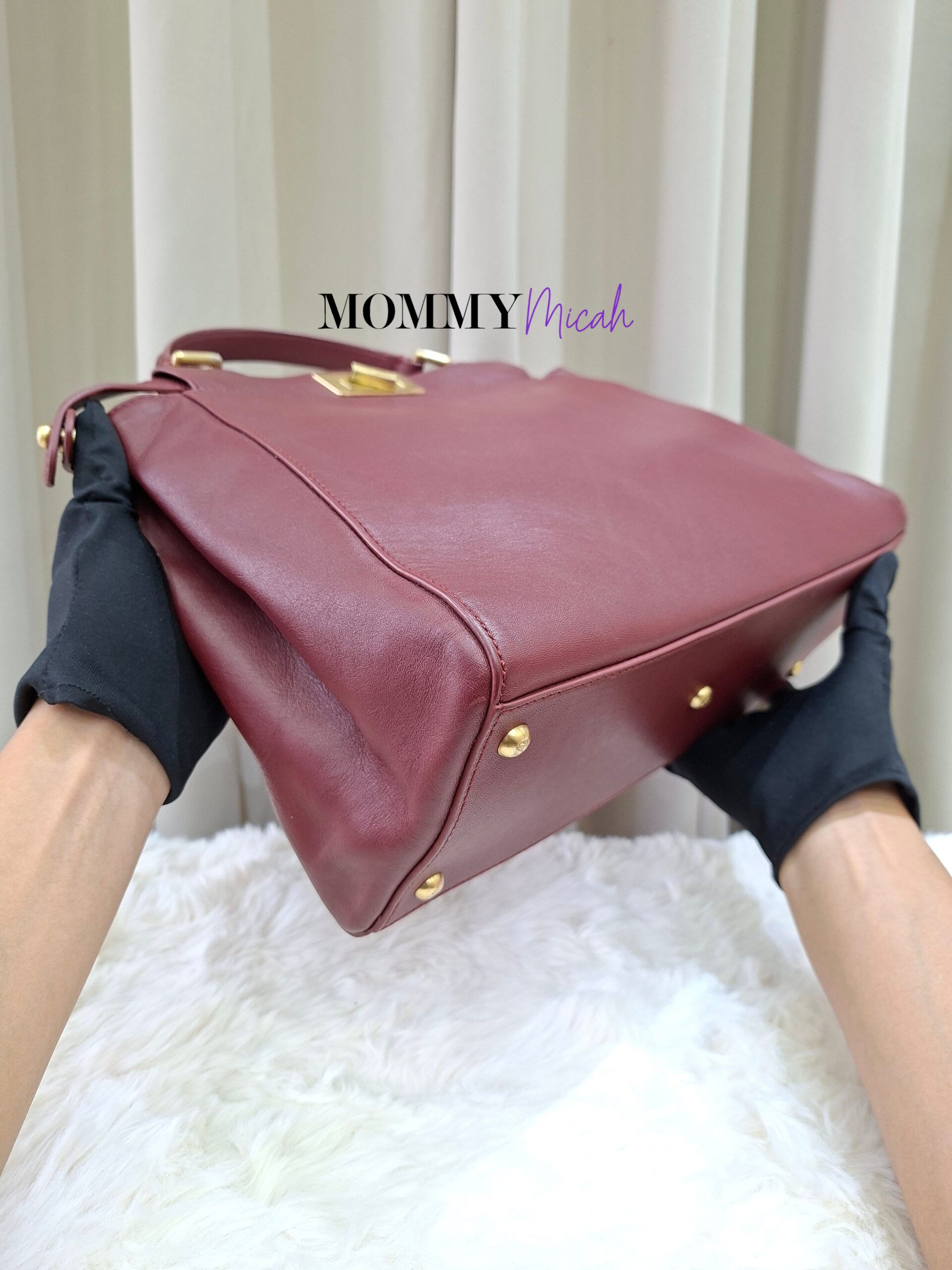 Fendi Peekaboo Handbag Fendi Peekaboo Handbag