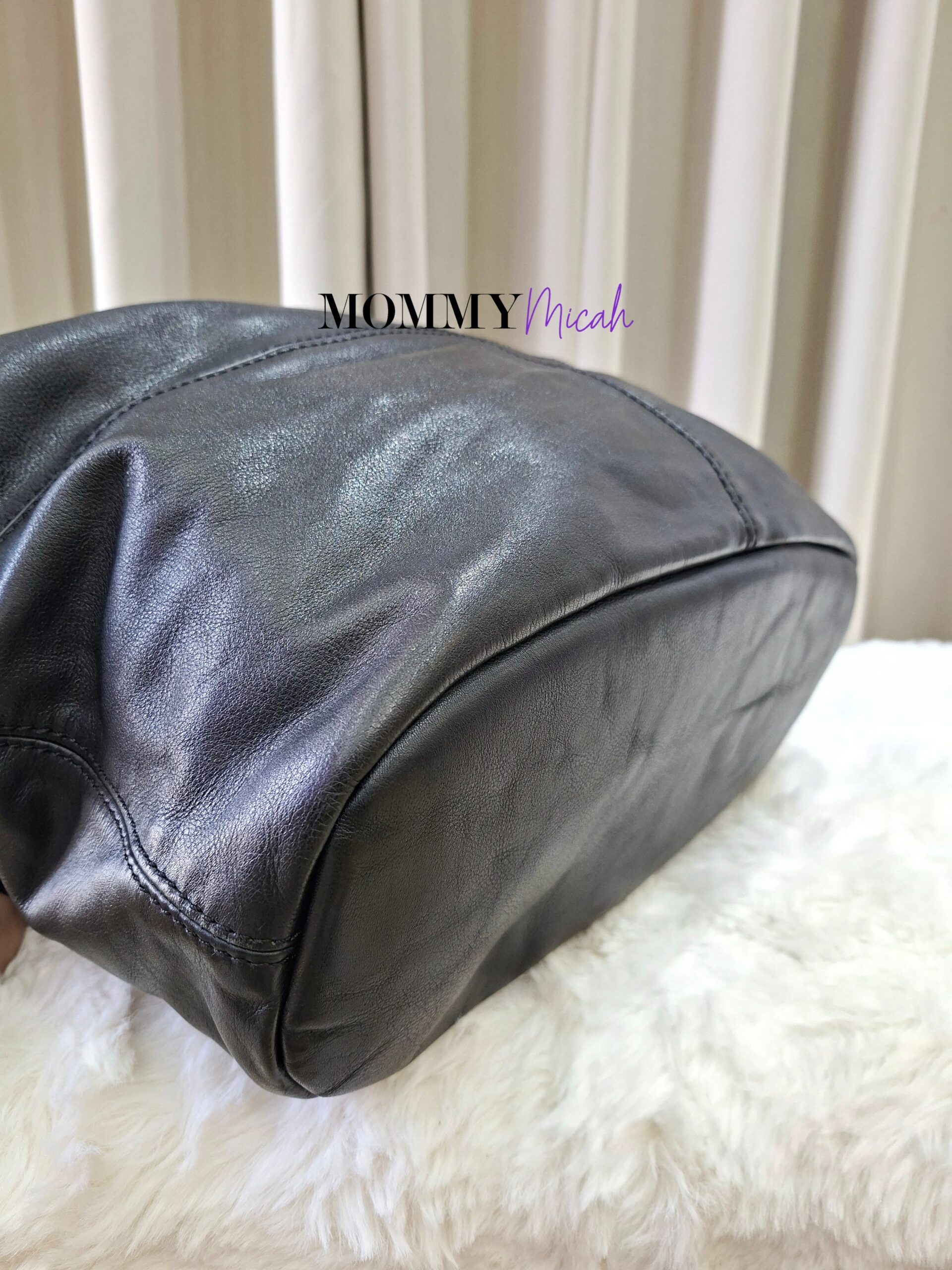 Givenchy Nightingale Black Large Givenchy Nightingale Black Large