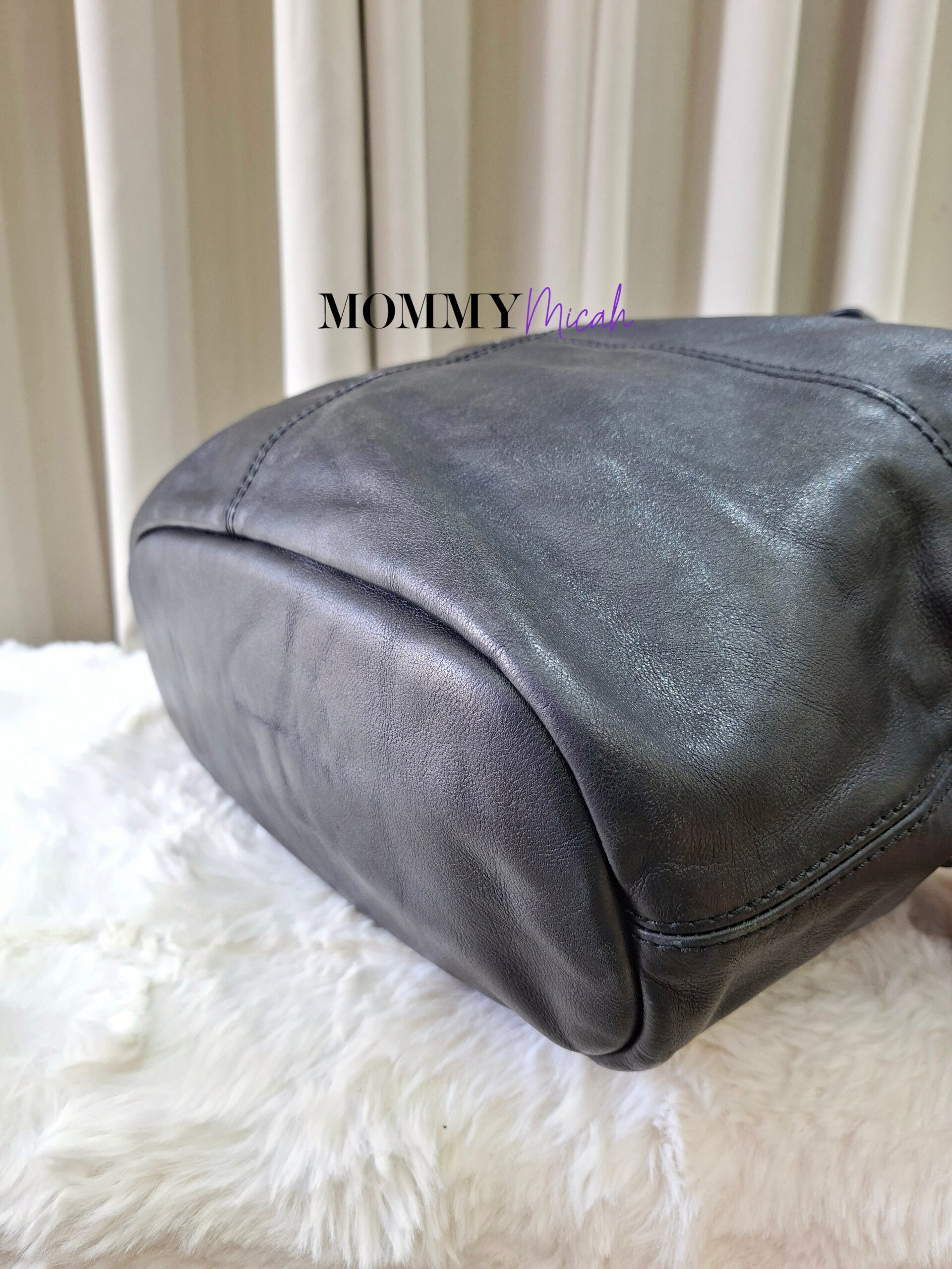 Givenchy Nightingale Black Large Givenchy Nightingale Black Large