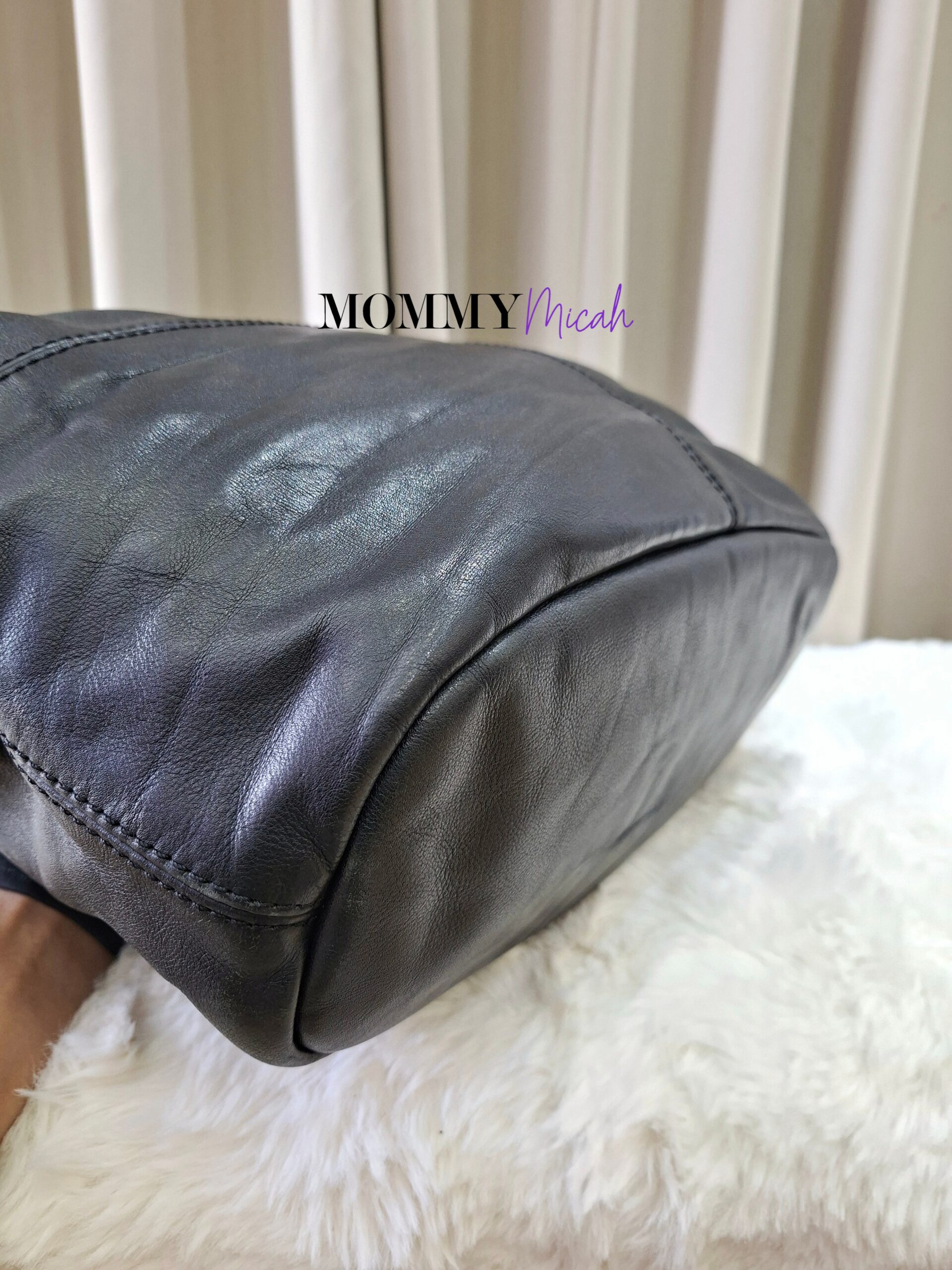 Givenchy Nightingale Black Large Givenchy Nightingale Black Large