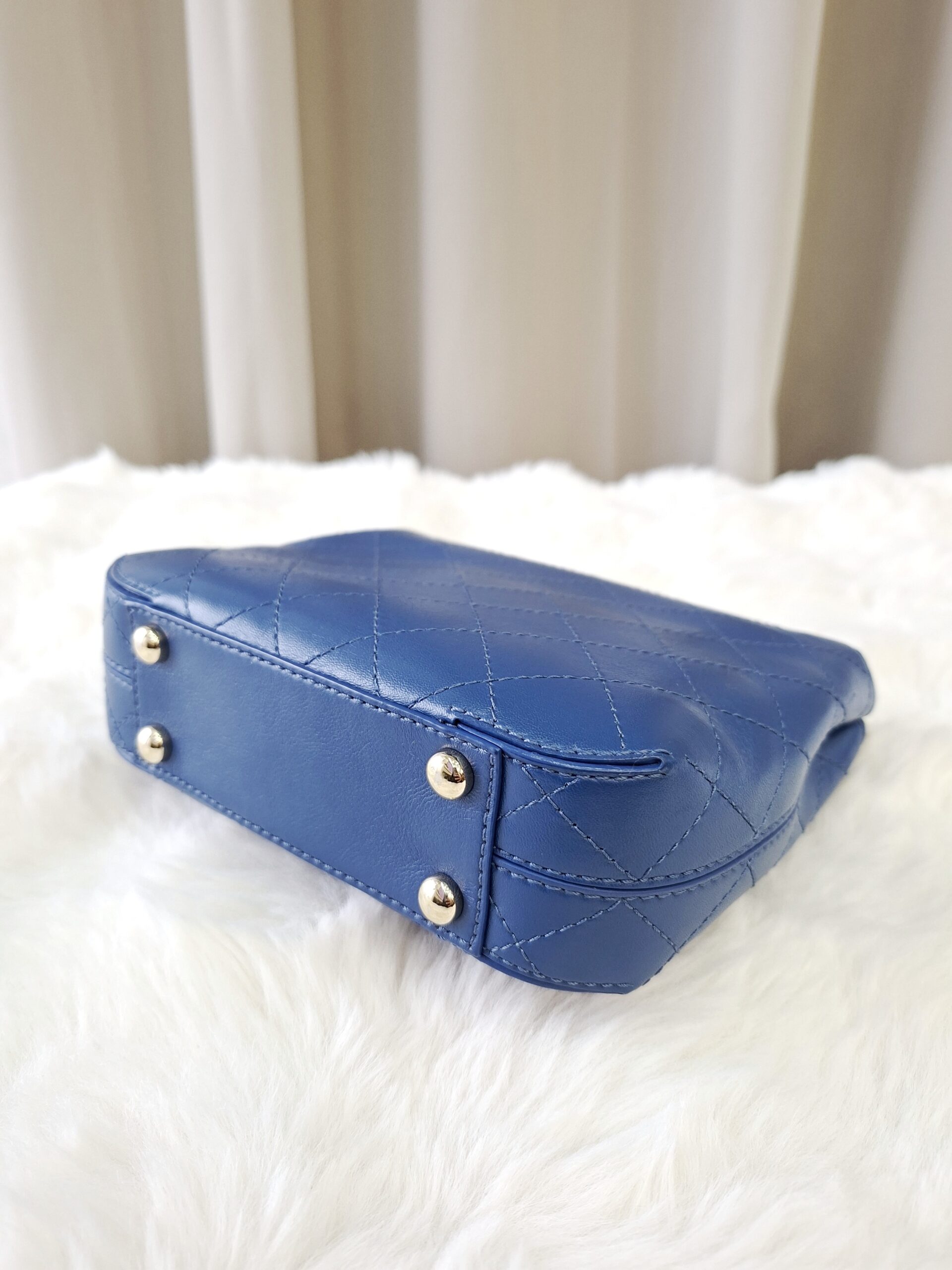 chanel blue flap bag calfskin ghw series 27 chanel blue flap bag calfskin ghw series 27