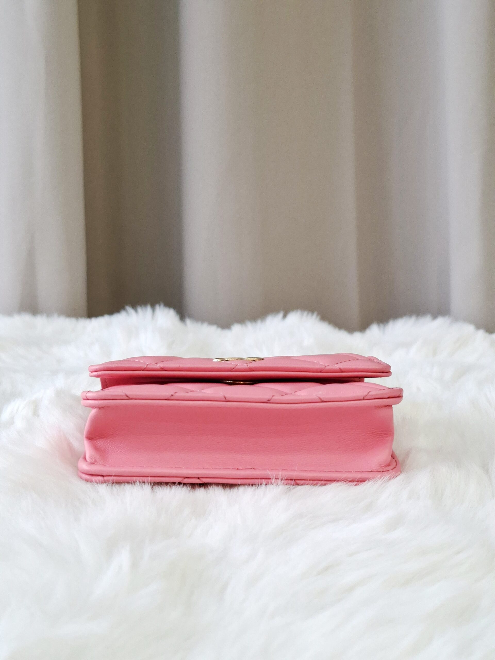 chanel hook clutch pink ghw series 31 chanel hook clutch pink ghw series 31