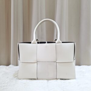 bottega veneta small arco tote white