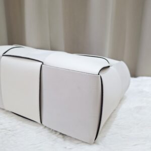 bottega veneta small arco tote white