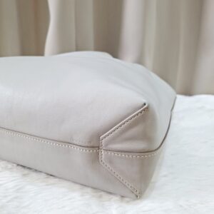 hermes double sens 28 reversible grey/chai stamp t