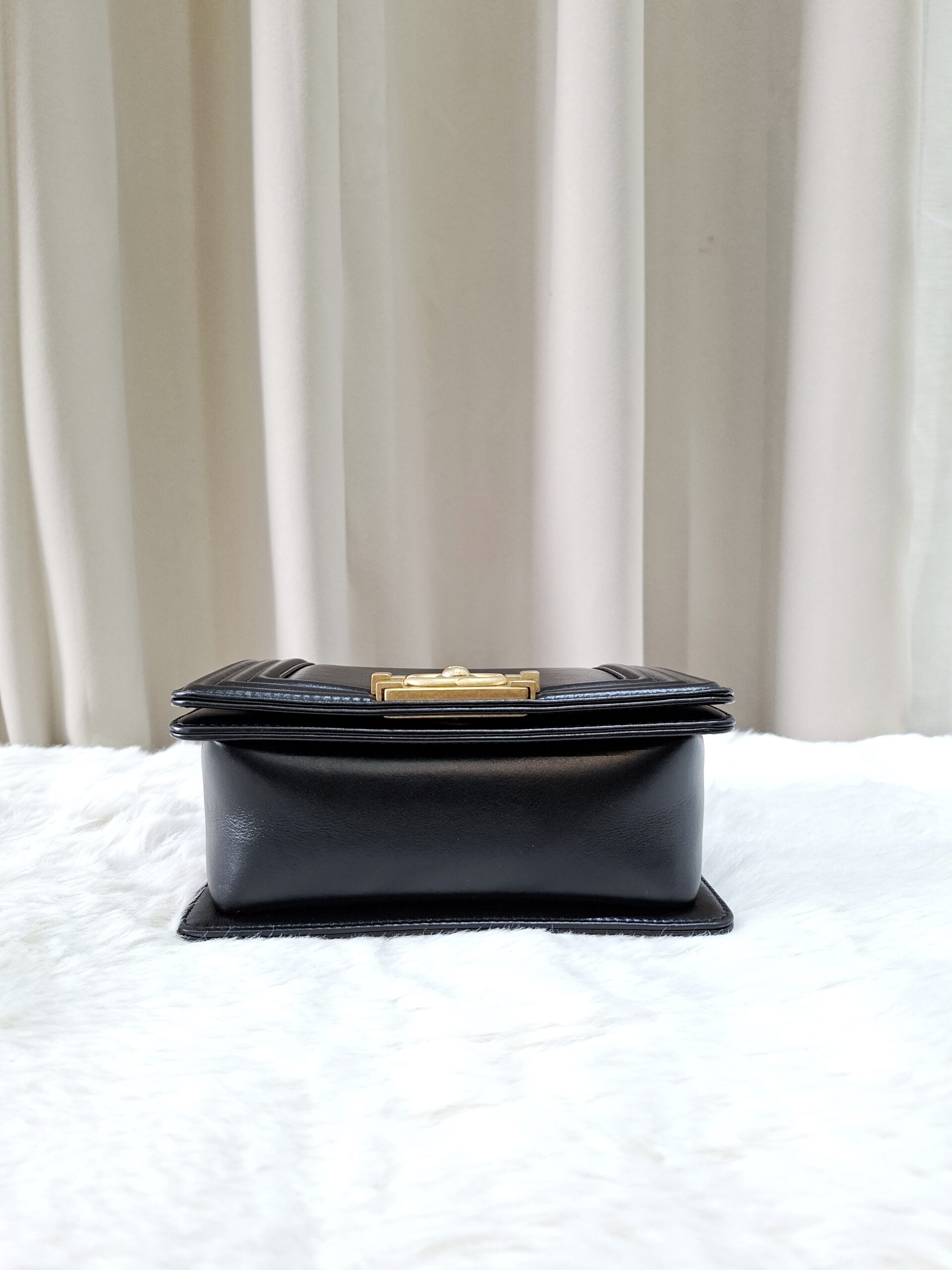 chanel mini boy lambskin black ghw microchipped chanel mini boy lambskin black ghw microchipped