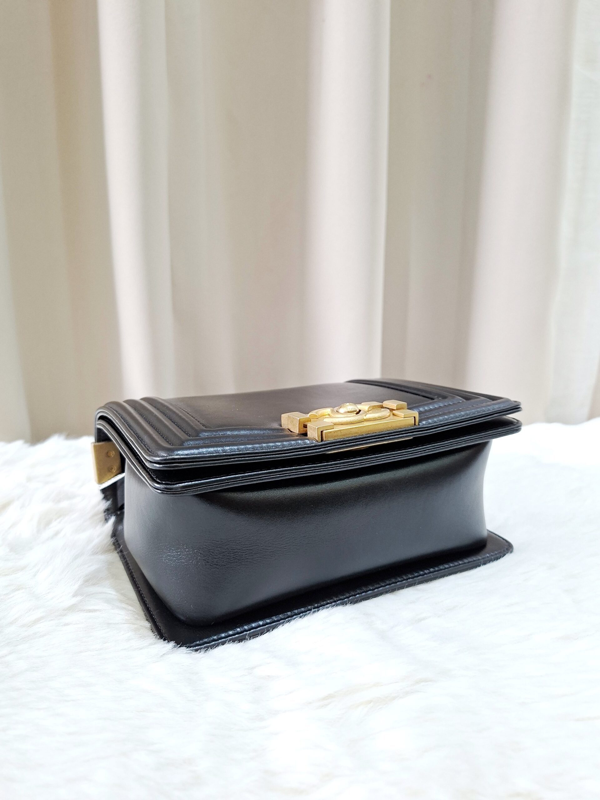 chanel mini boy lambskin black ghw microchipped chanel mini boy lambskin black ghw microchipped