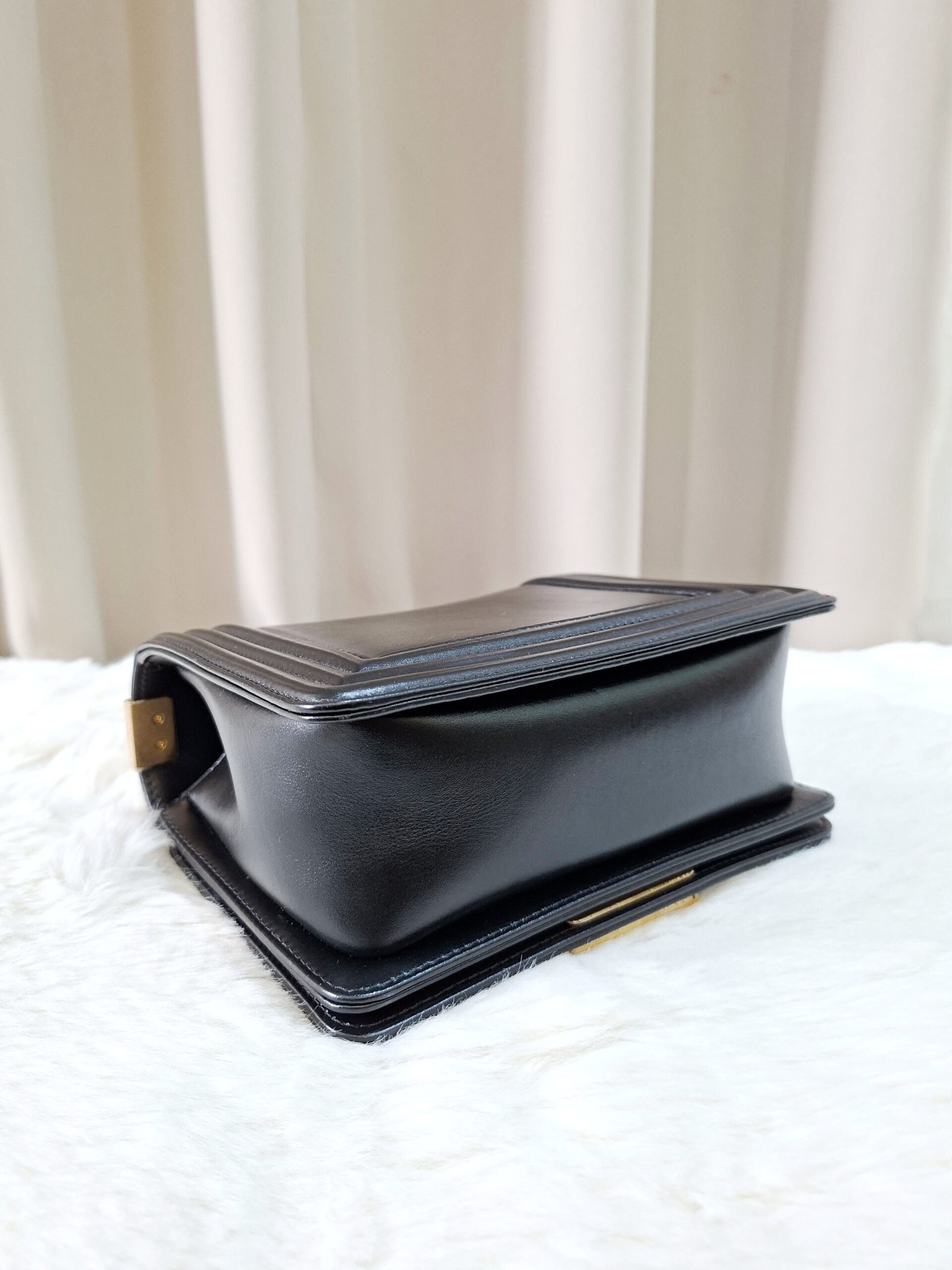 chanel mini boy lambskin black ghw microchipped chanel mini boy lambskin black ghw microchipped