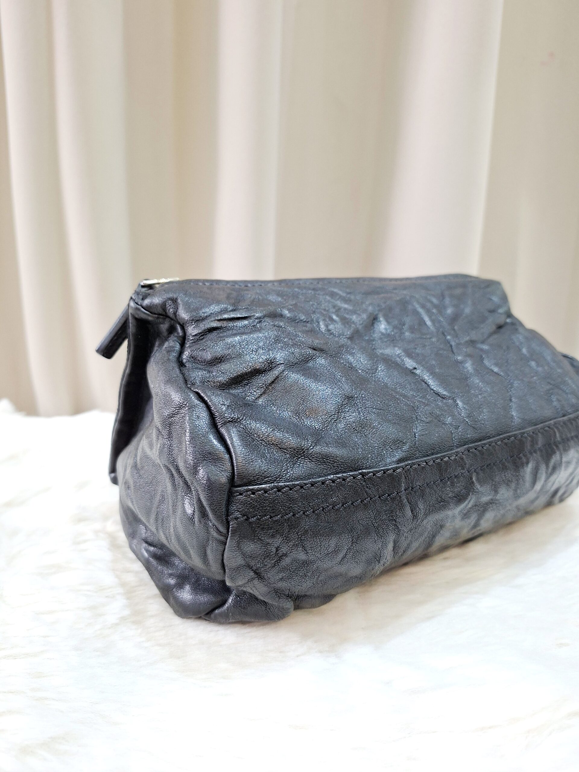 givenchy pandora mini black shw givenchy pandora mini black shw