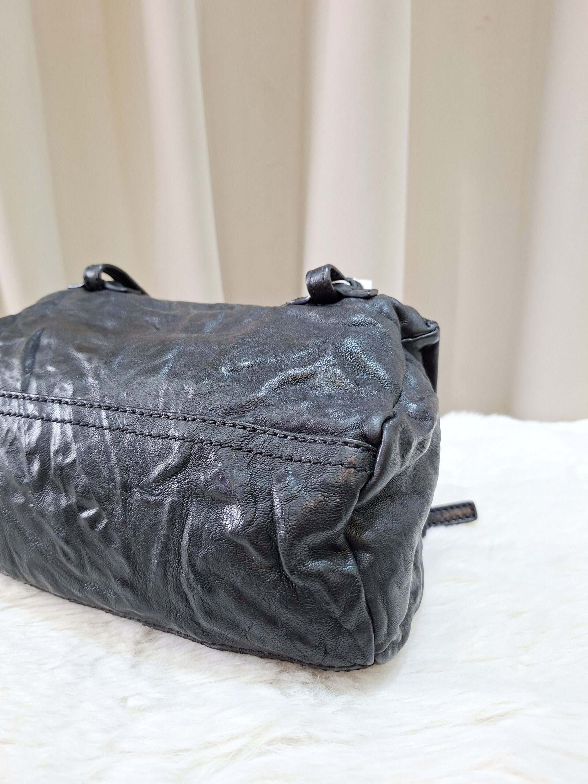 givenchy pandora mini black shw givenchy pandora mini black shw
