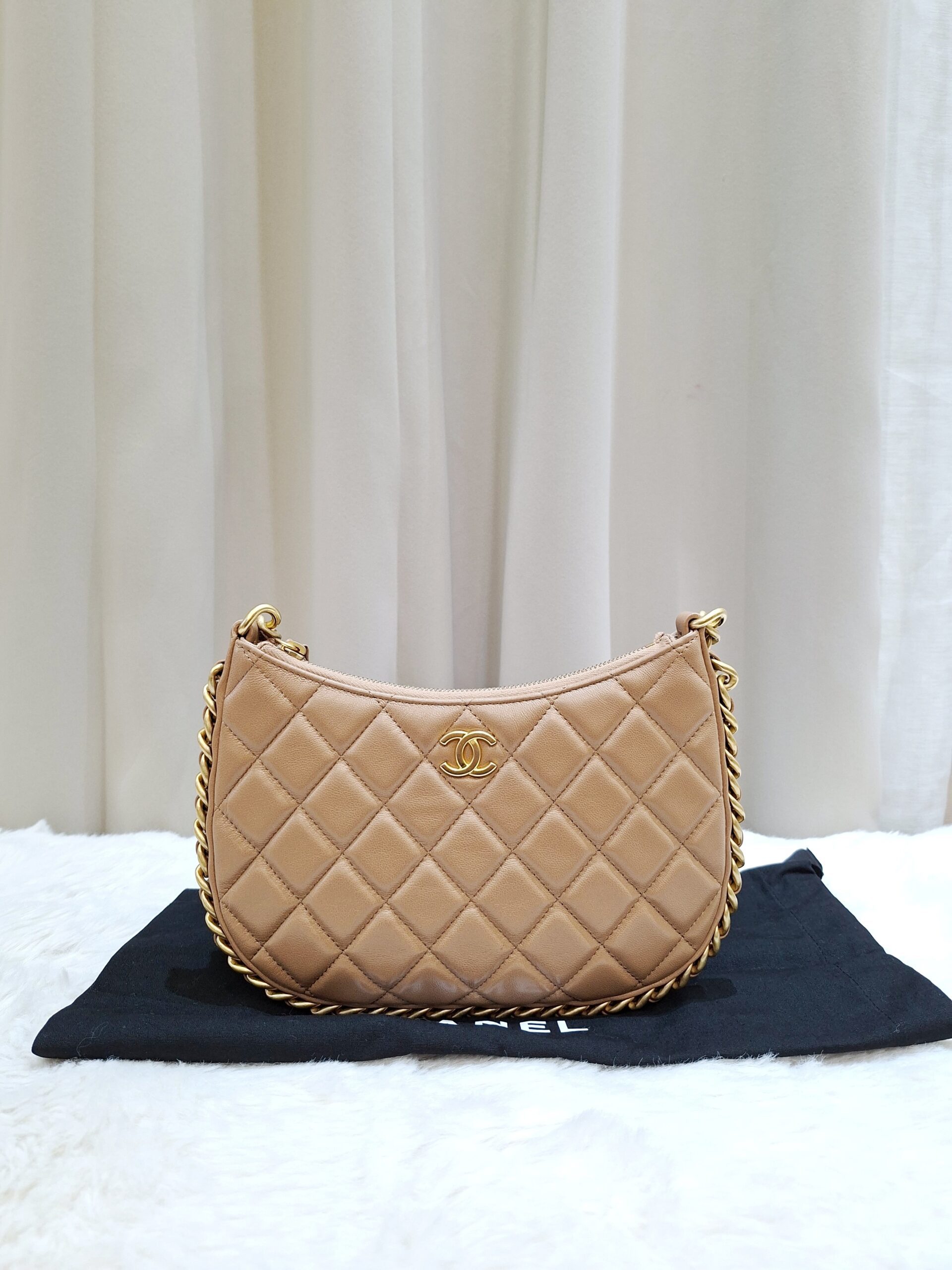 chanel shiny lambskin hobo bag dark beige ghw microchipped chanel shiny lambskin hobo bag dark beige ghw microchipped