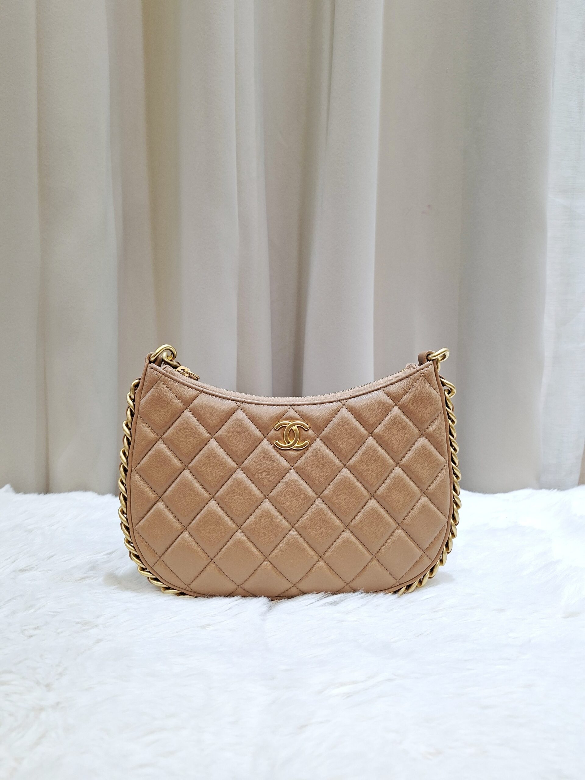 chanel shiny lambskin hobo bag dark beige ghw microchipped chanel shiny lambskin hobo bag dark beige ghw microchipped