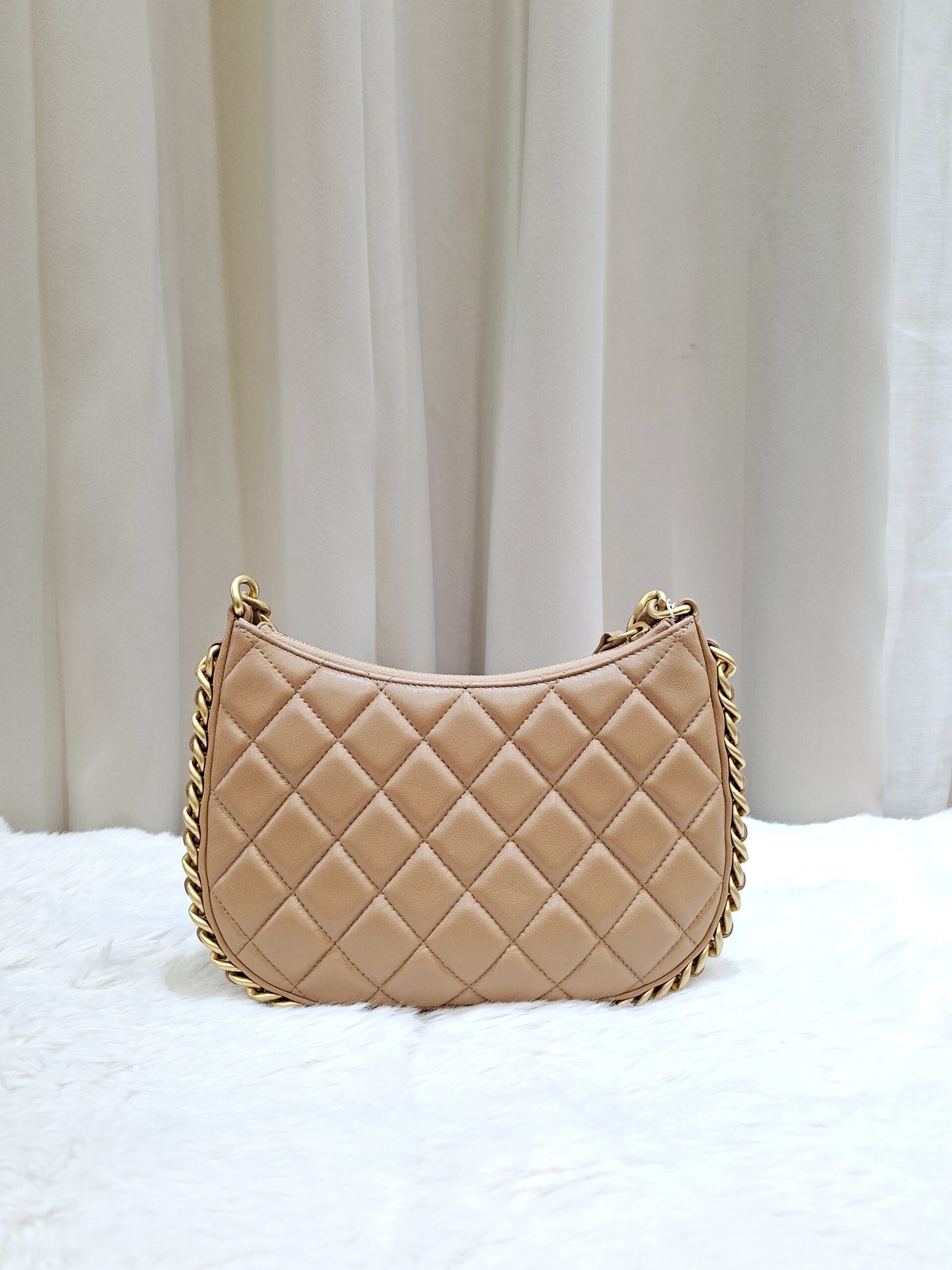 chanel shiny lambskin hobo bag dark beige ghw microchipped chanel shiny lambskin hobo bag dark beige ghw microchipped