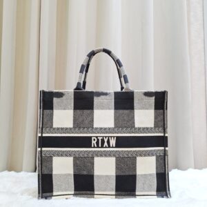 christian dior medium booktote black/white