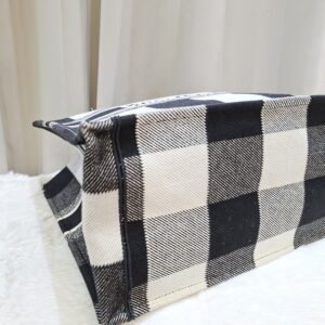 christian dior medium booktote black/white