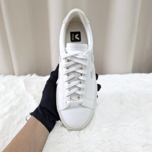 Veja Campo Chromefree Leather Sneaker