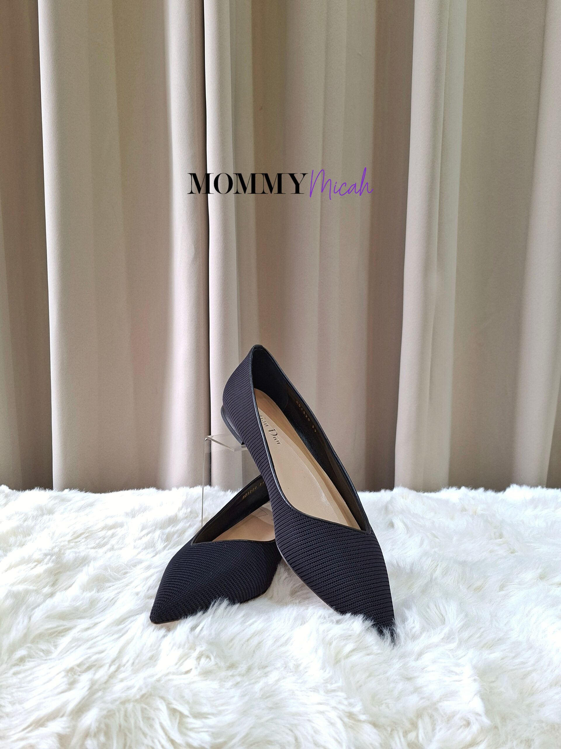 Christian Dior Pointed-Toe Black Flat Shoes Christian Dior Pointed-Toe Black Flat Shoes