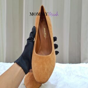 Salvatore Ferragamo Suede Pumps Brown