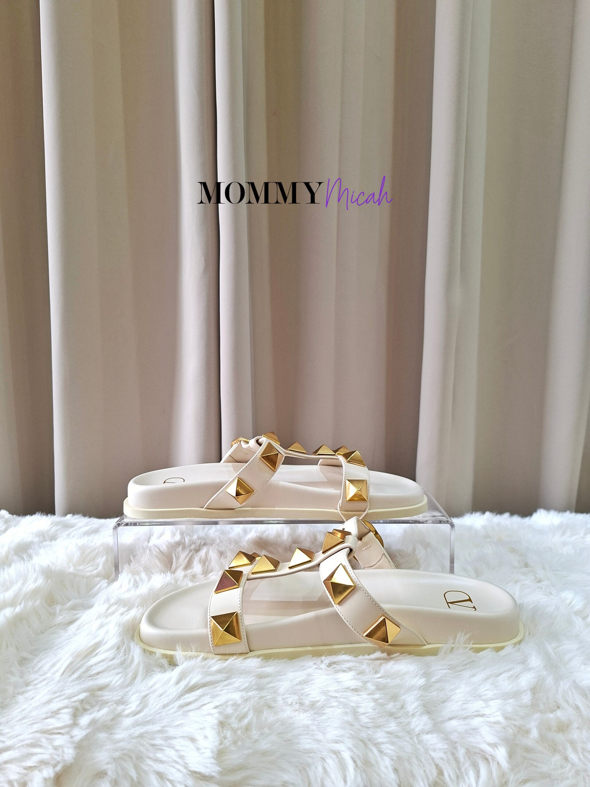 Valentino Garavani Rockstud Ivory Slip On Valentino Garavani Rockstud Ivory Slip On