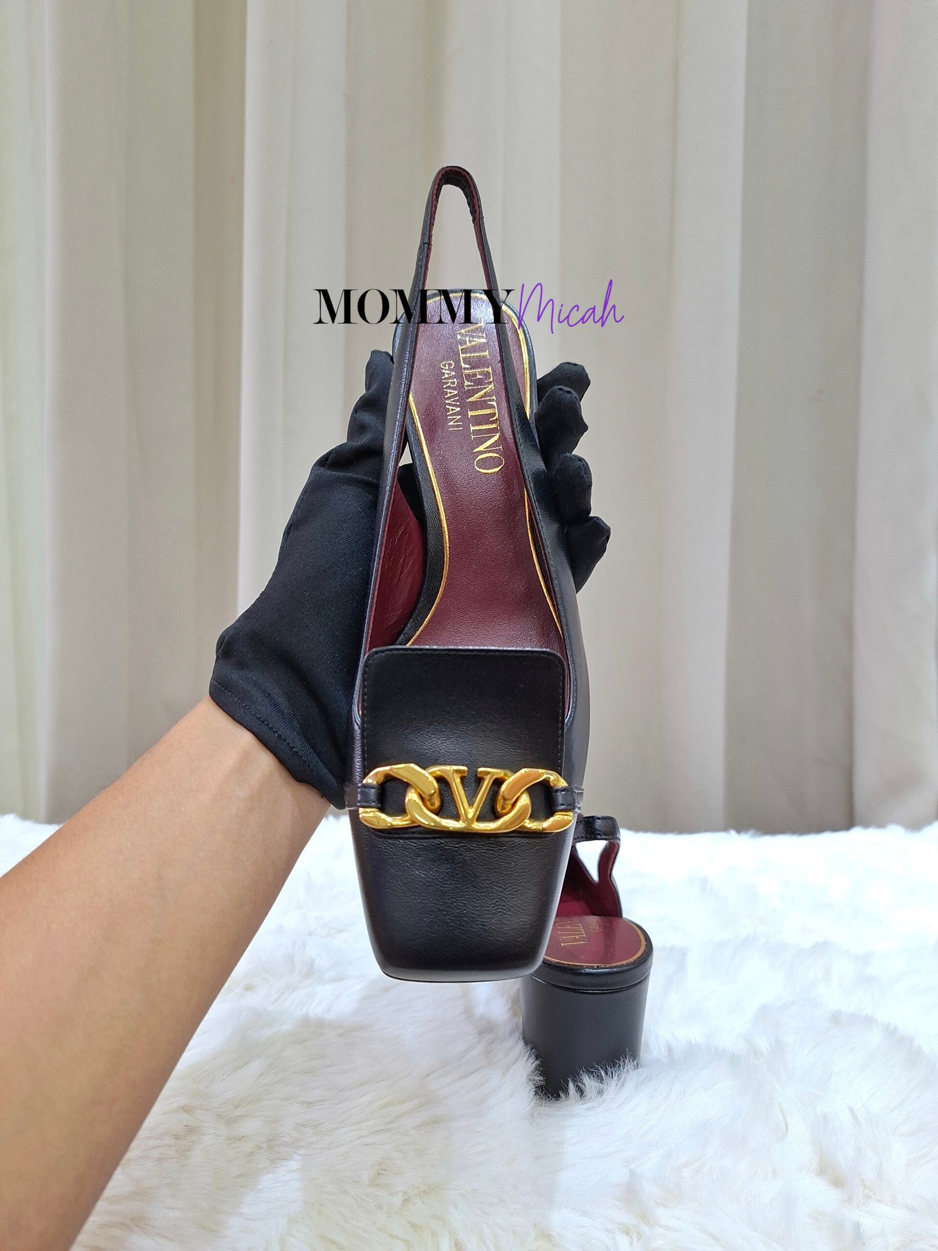 Valentino Garavani VLOGO Chain Slingback Pumps Valentino Garavani VLOGO Chain Slingback Pumps
