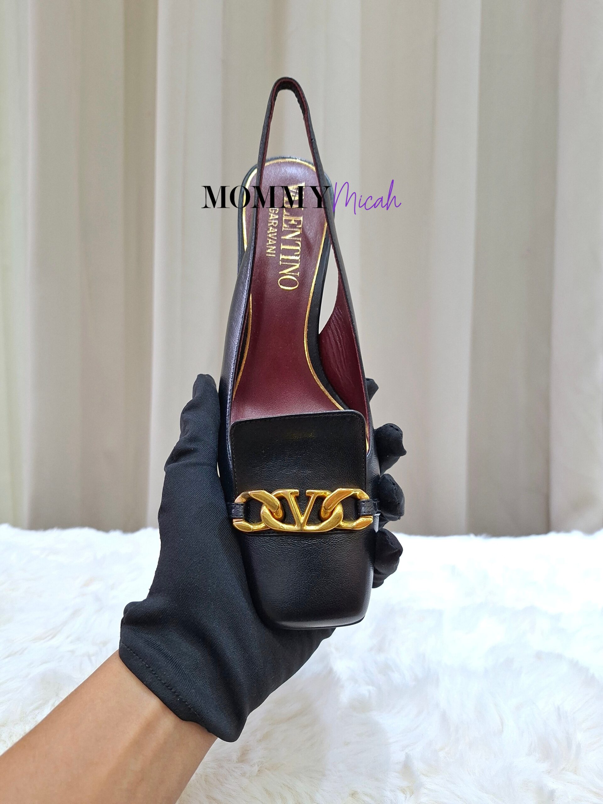 Valentino Garavani VLOGO Chain Slingback Pumps Valentino Garavani VLOGO Chain Slingback Pumps
