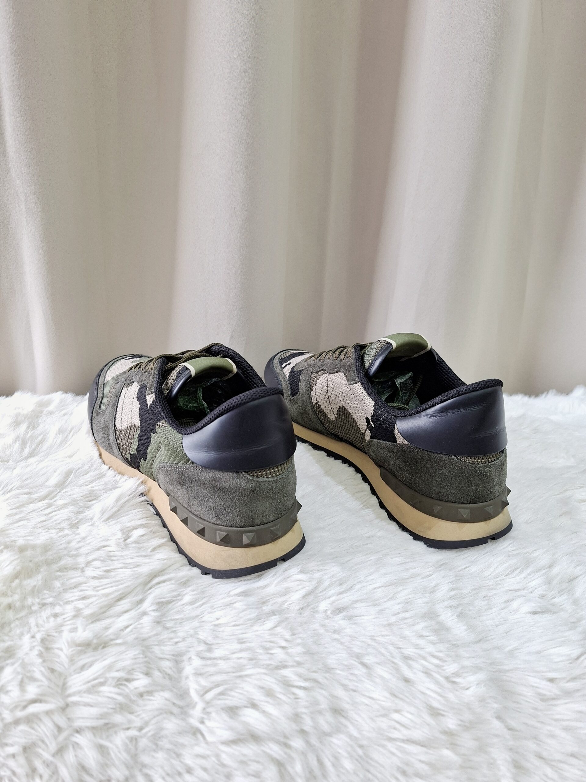 Valentino Camo Sneakers Valentino Camo Sneakers