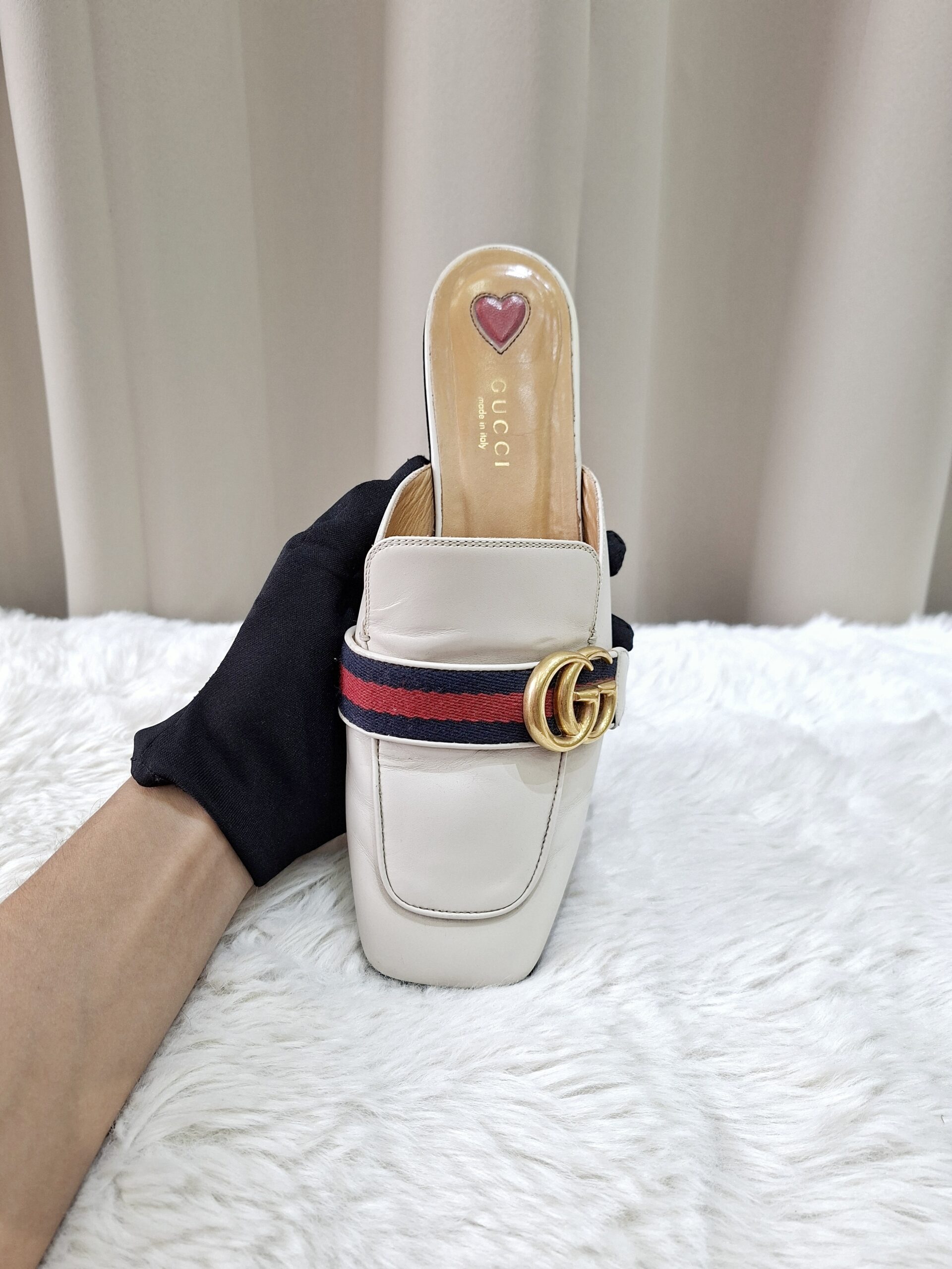 Gucci Peyton Slip on Gucci Peyton Slip on