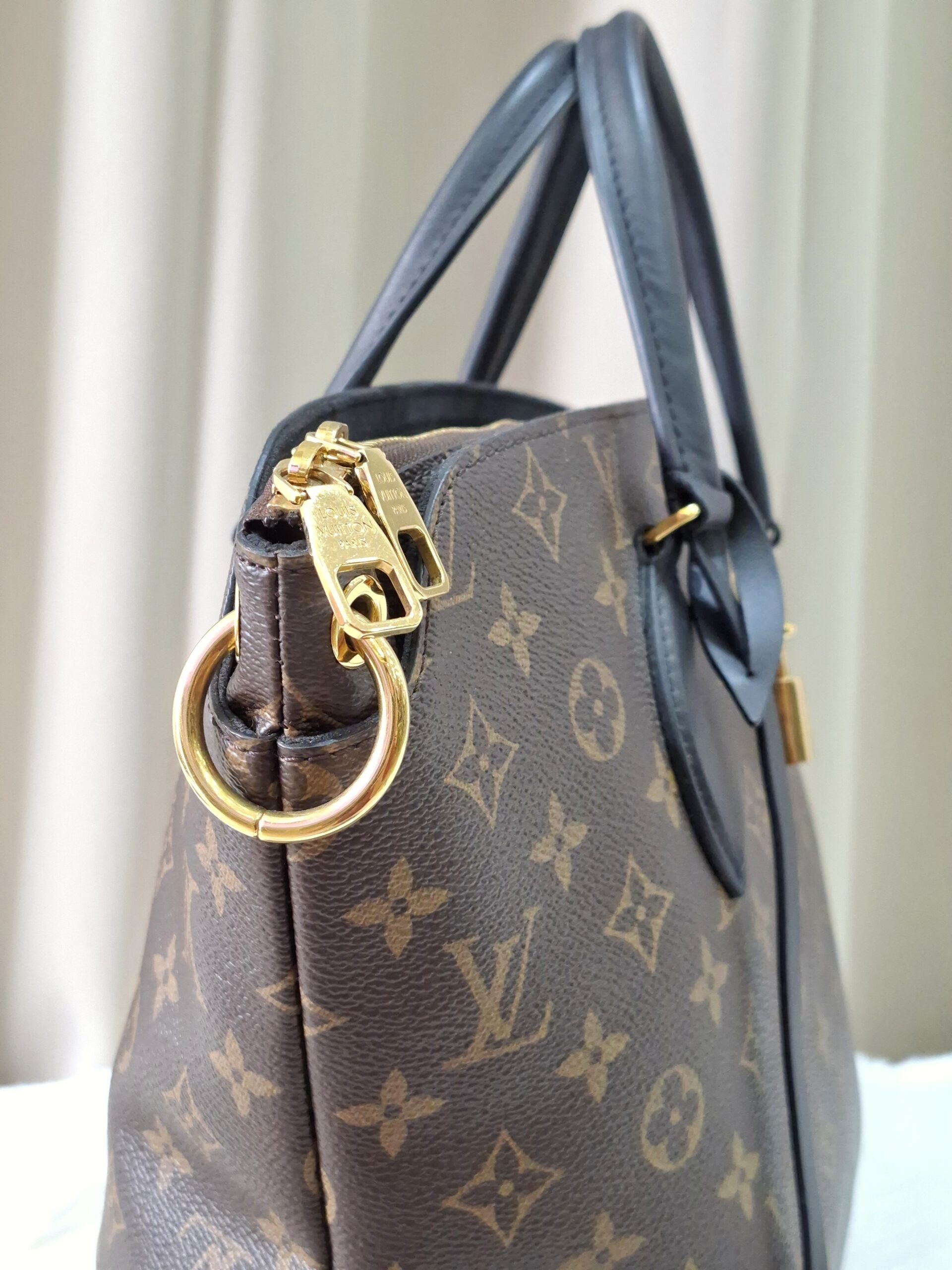 LV Monogram Zipped Tote PM LV Monogram Zipped Tote PM