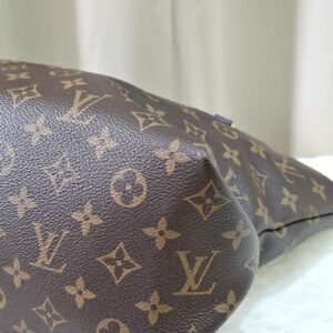 LV Monogram Zipped Tote PM