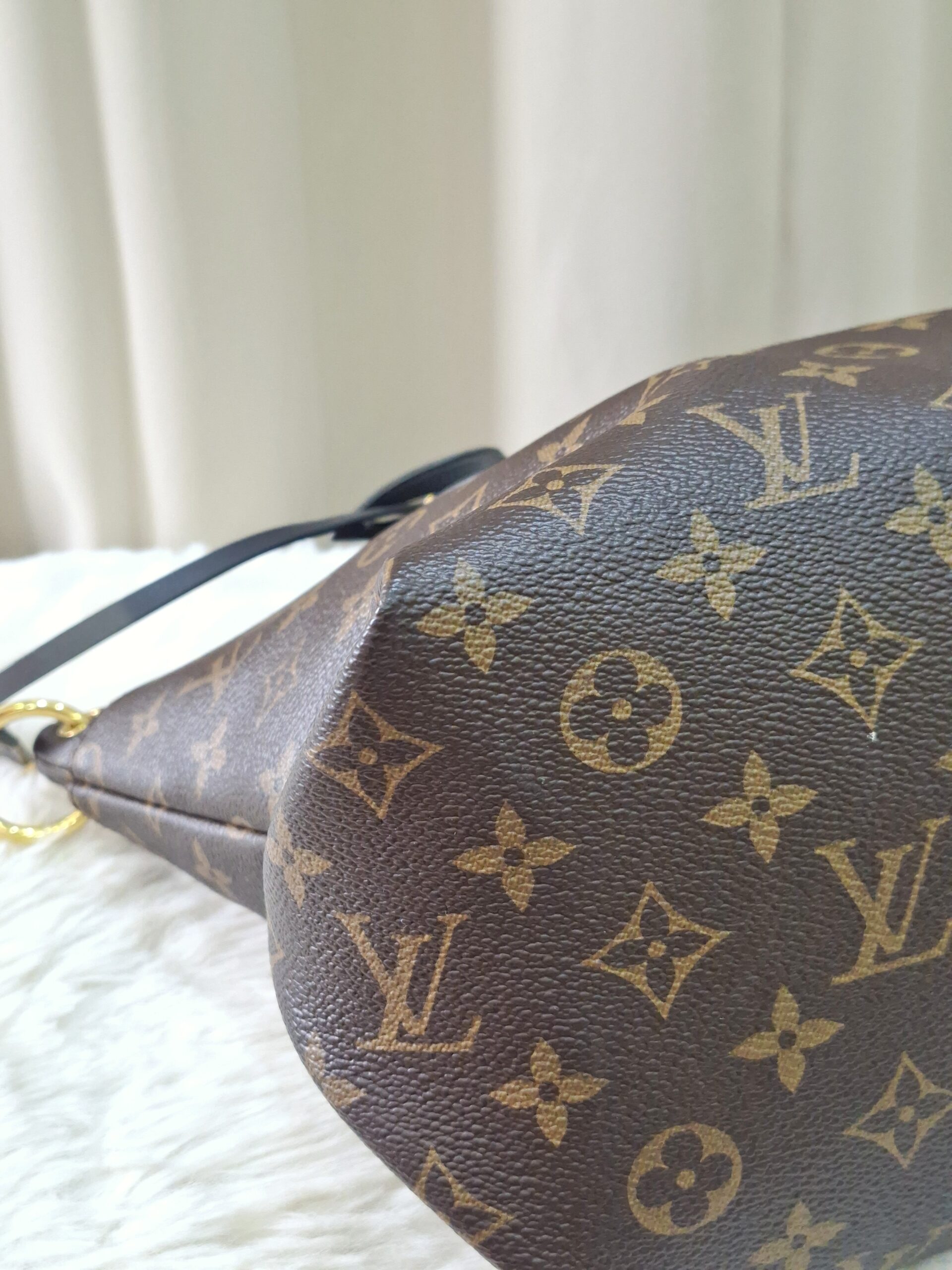 LV Monogram Zipped Tote PM LV Monogram Zipped Tote PM