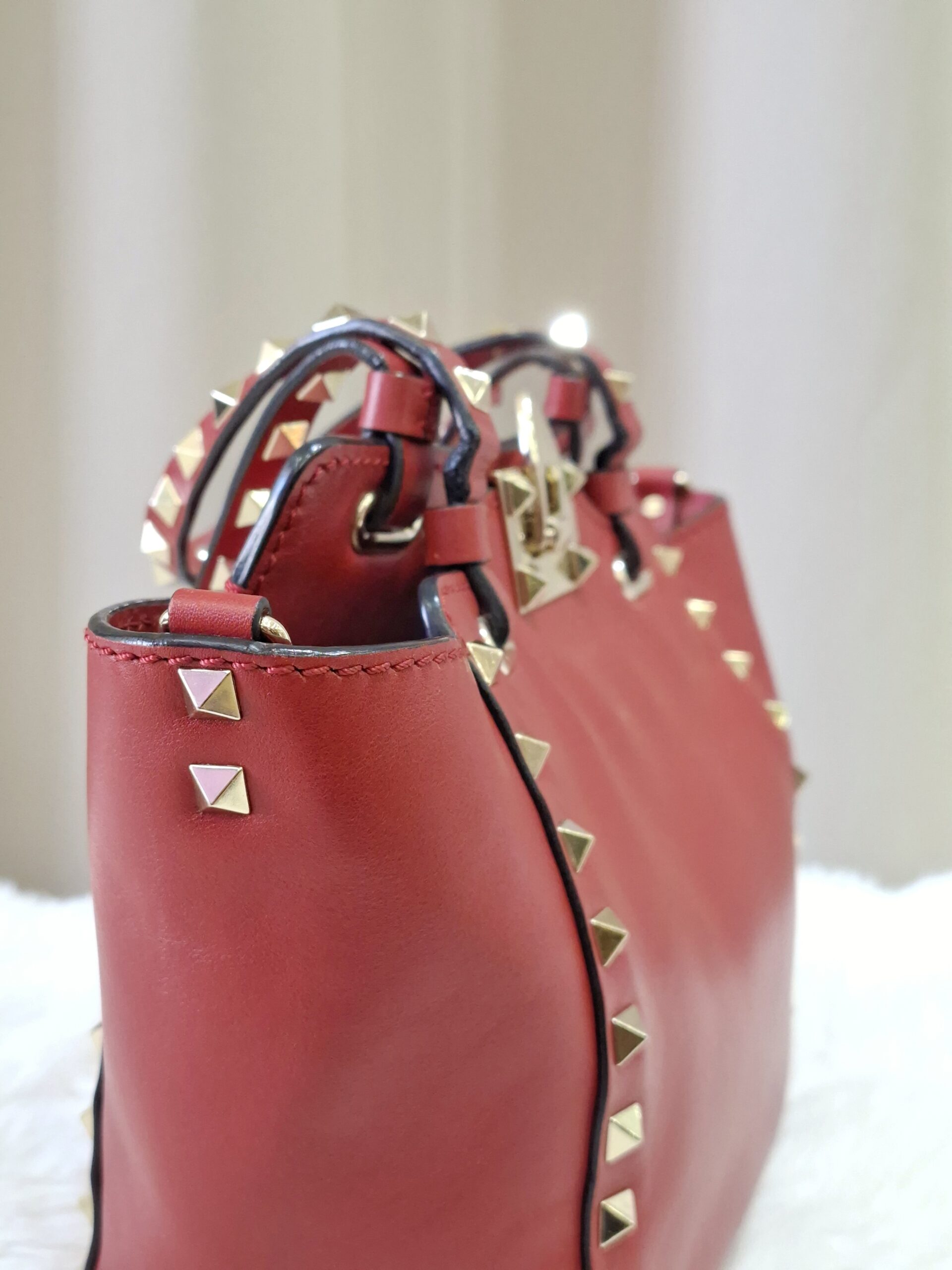 Valentino Garavani Rockstud Red Small Two Way Bag Valentino Garavani Rockstud Red Small Two Way Bag