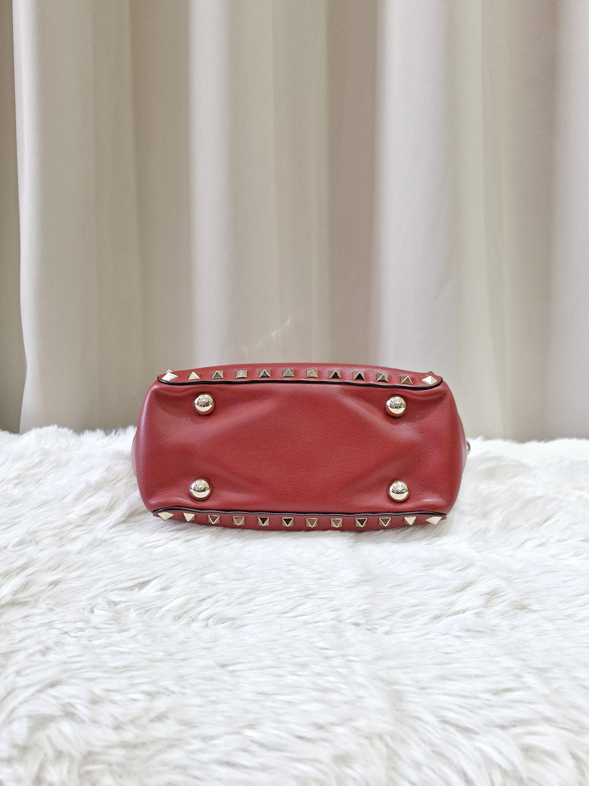 Valentino Garavani Rockstud Red Small Two Way Bag Valentino Garavani Rockstud Red Small Two Way Bag