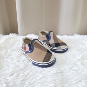 Burberry Top Sider Toodler Shoes Size 19