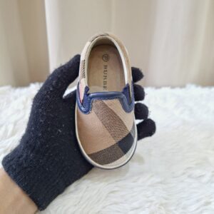 Burberry Top Sider Toodler Shoes Size 19