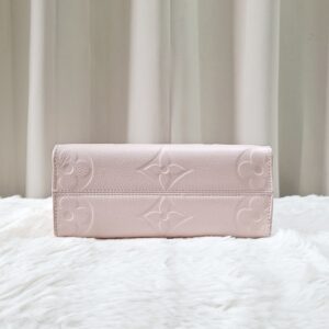 LV On The Go PM