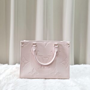 LV On The Go PM