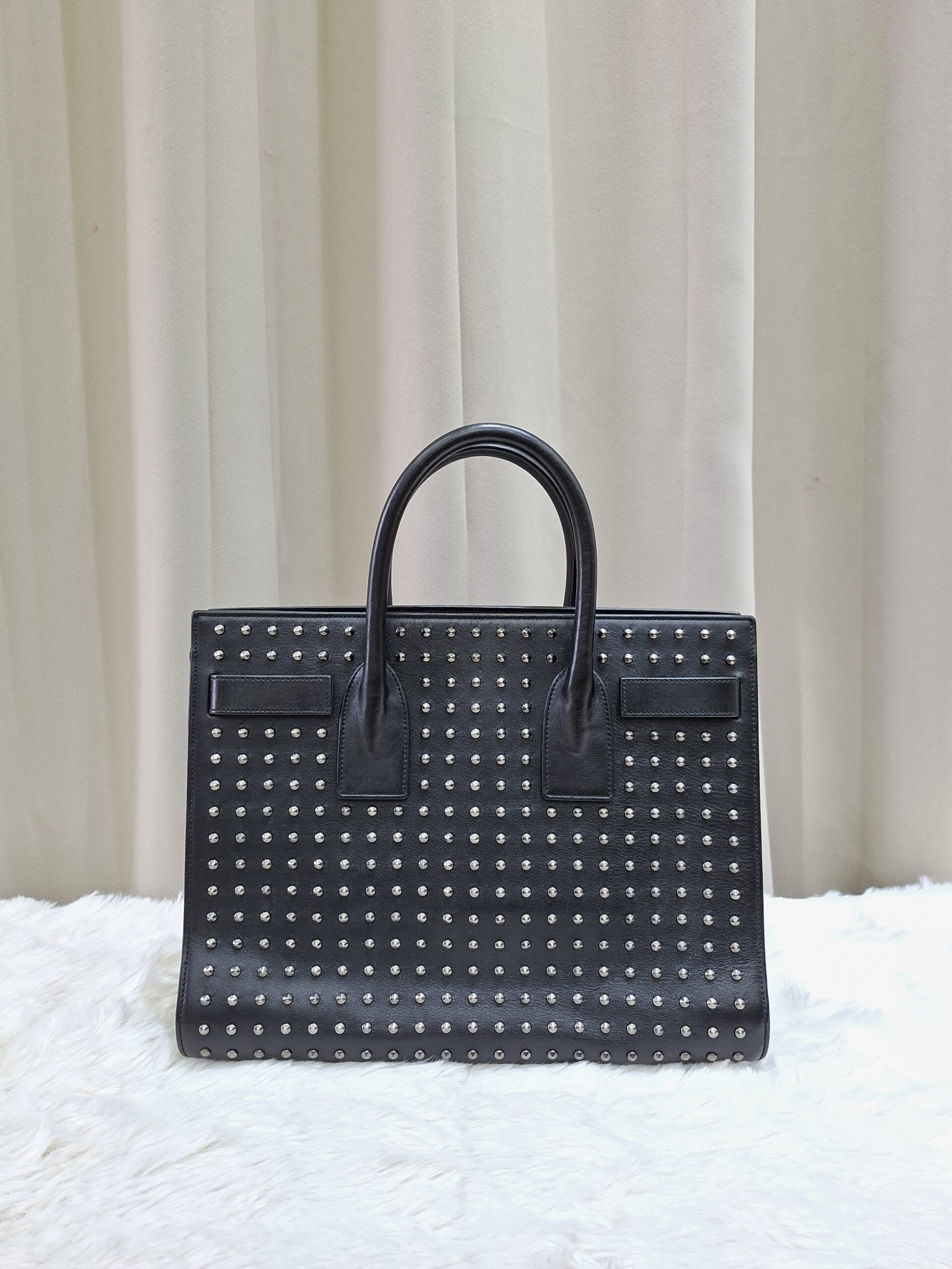 YSL Studded De Jour Tote Bag YSL Studded De Jour Tote Bag