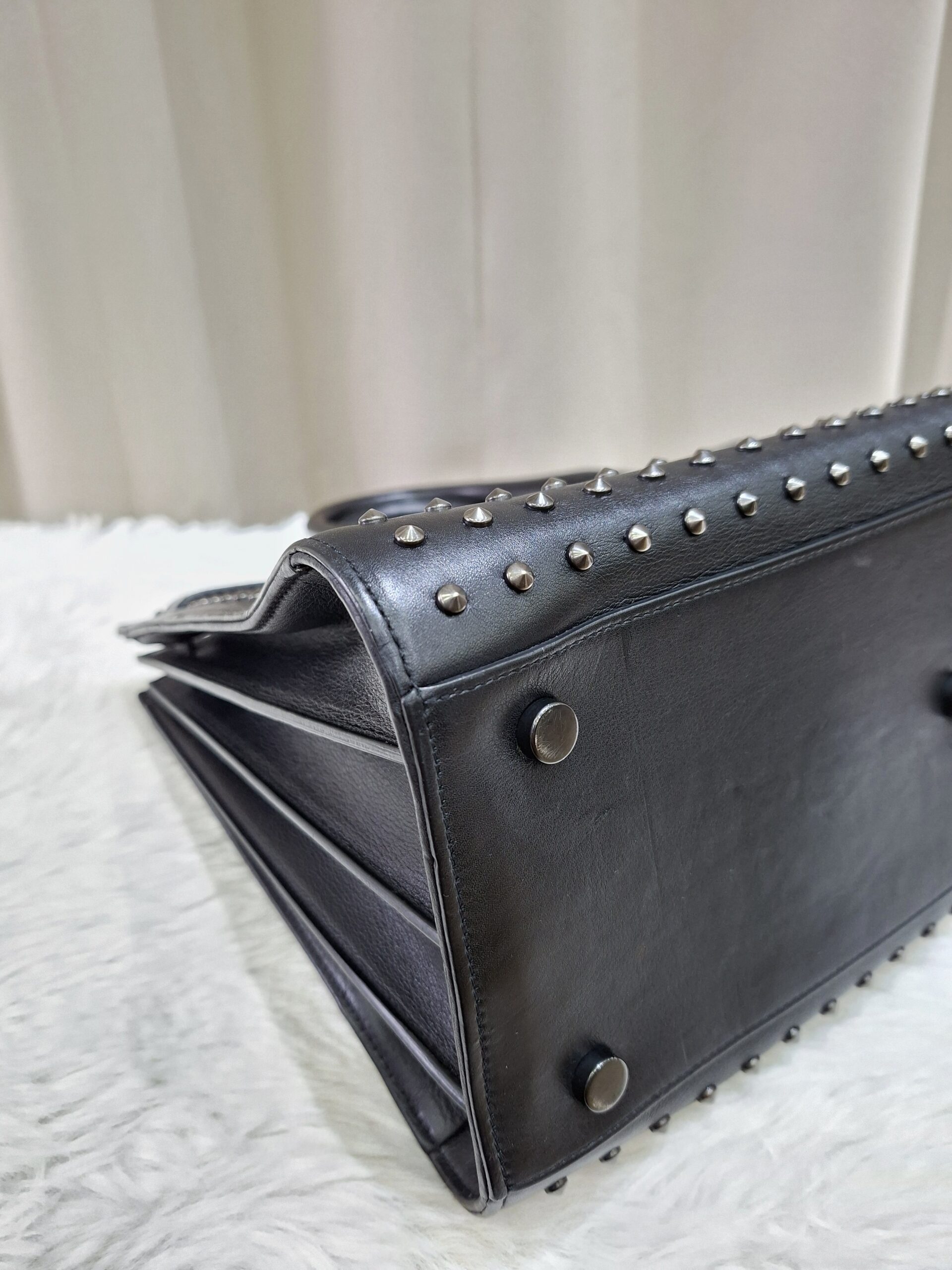 YSL Studded De Jour Tote Bag YSL Studded De Jour Tote Bag