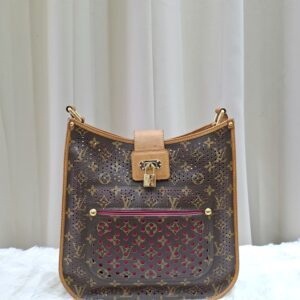 Home LV Perforated Musette