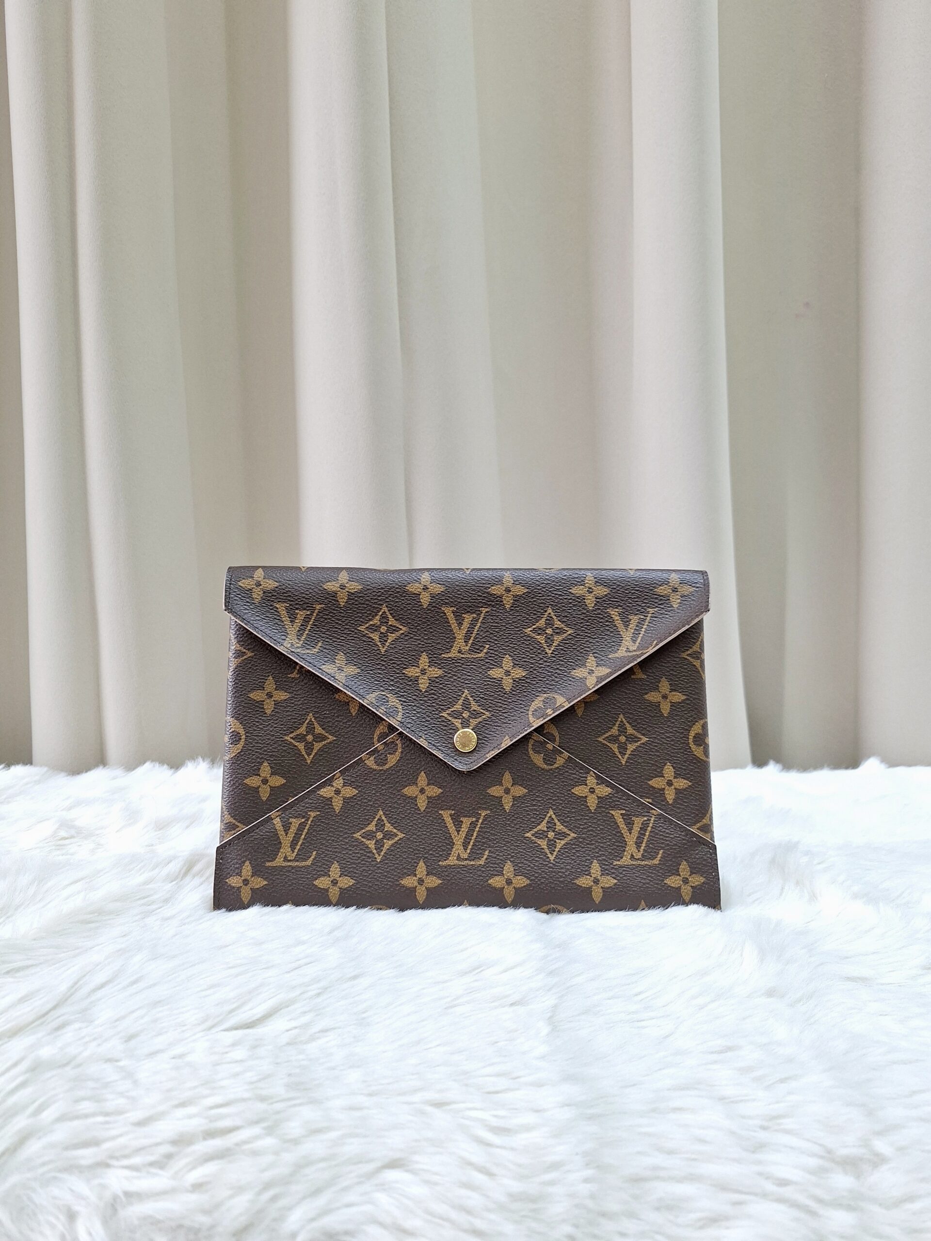 LV Monogram Kirigami Pochette LV Monogram Kirigami Pochette