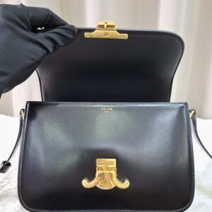 Celine Triomphe Classique Medium