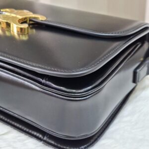 Celine Triomphe Classique Medium