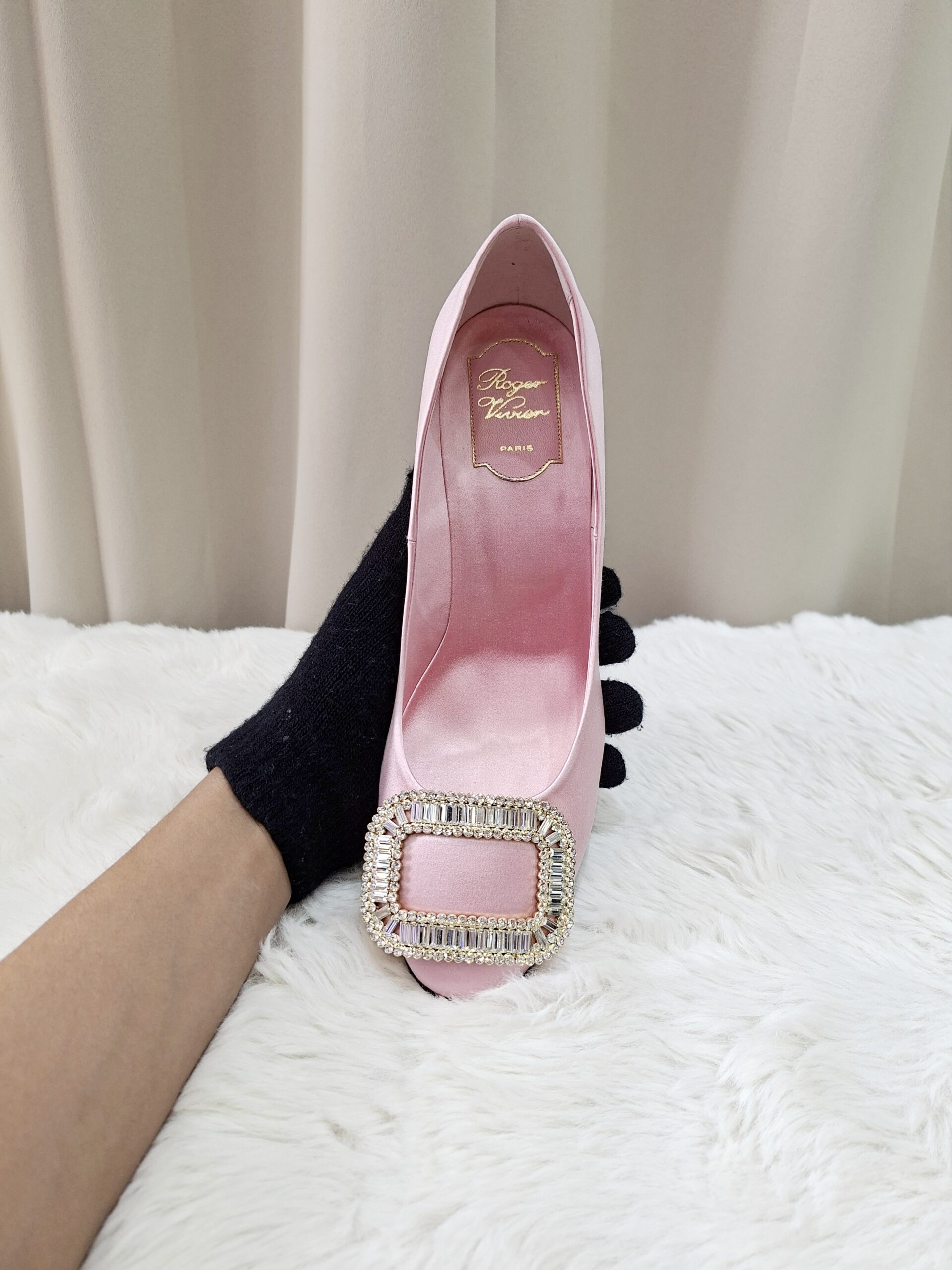 roger vivier crystal buckle pumps roger vivier crystal buckle pumps